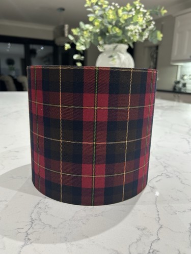 Handmade lampshade wallace - in,