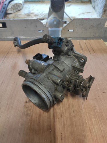 Saab 900i throttle - throttle, with