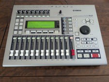 Yamaha AW16G 16-Track Professional Audio Workstation with PSU and mains lead