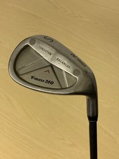 Yonex v-mass 260 sand wedge /