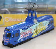 CORGI OOC - OM44008 - BLACKPOOL BRUSH RAILCOACH TRAM - SEALIFE CENTRE SHARKS