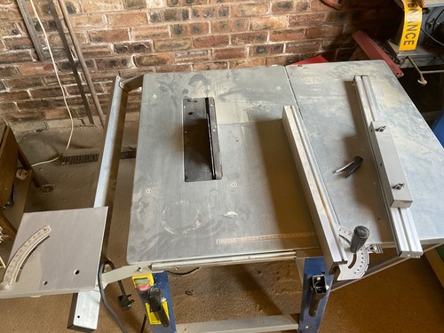 Table saw - table,