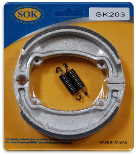 Front brake shoes - front, shoes+springs