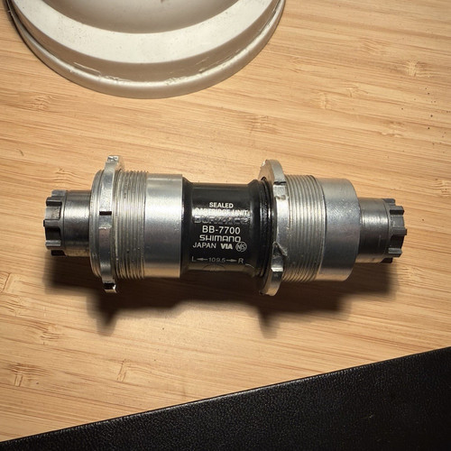 Shimano dura ace 7700 njs - shimano, bb-7700