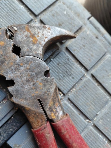 Old set fencing pliers - old,