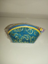 Beautiful blue coins purse Chinese style with eye catching embroidery