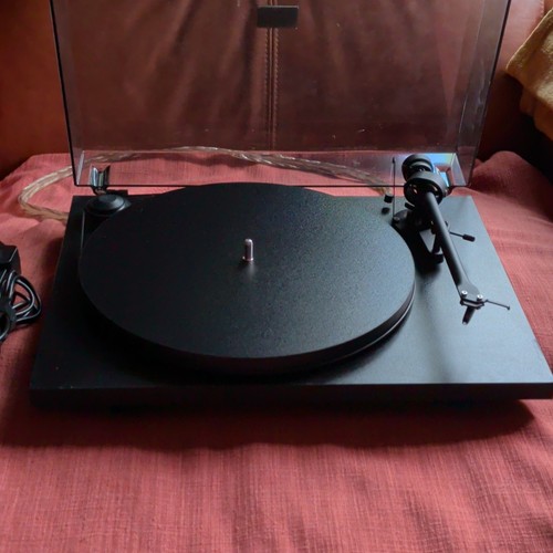 Pro ject essential - pro-ject,