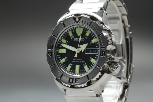 Near mint seiko black - [near,