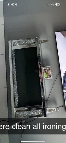 Crush diamond mirrored wall - ,