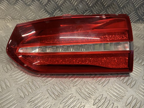 Mercedes e220 tail light - e220,
