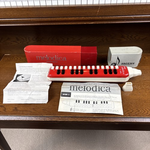 Clean red hohner alto - red,