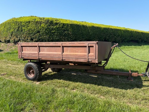 Single axle hydraulic - hydraulic, tipping