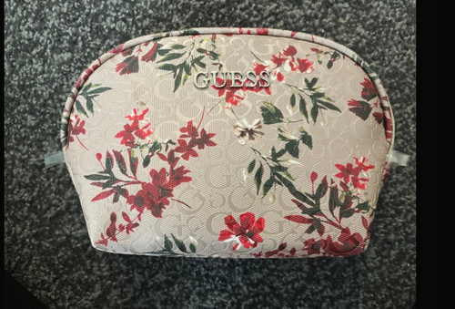 Guess floral monogram pvc - floral,