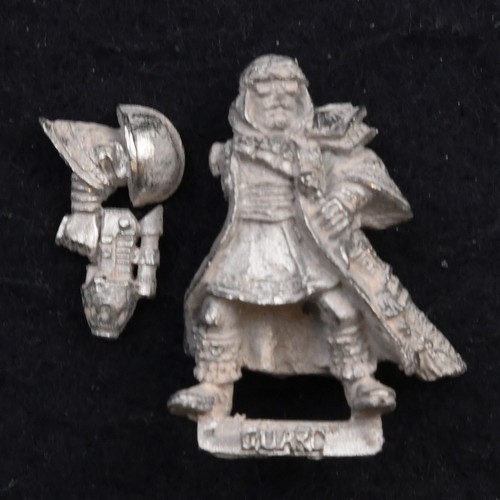 Tallarn desert raiders captain - raiders,