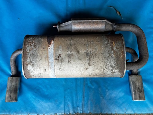 Rear exhaust back - rear,