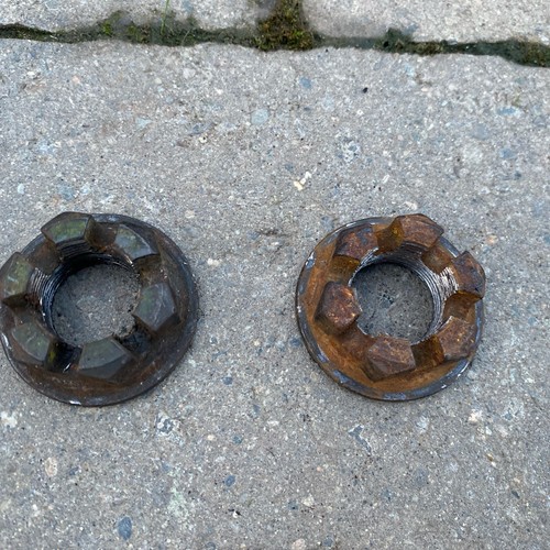 Porsche 924 944 castle - nut, for