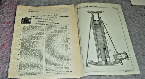 Improvements relating screw - relating,