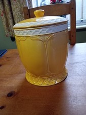 Vintage Yellow white Art