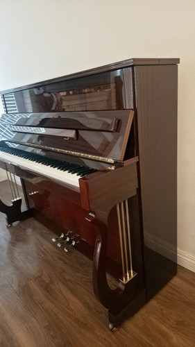 Schimmel model 120j - schimmel,