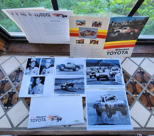 Vtg 1987 toyota truck - vtg,