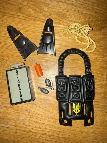 Vintage original action man - original,