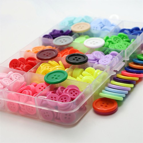 20mm round resin buttons - 10,