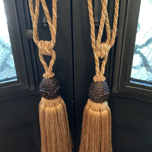 Pair decorative tassels - of,