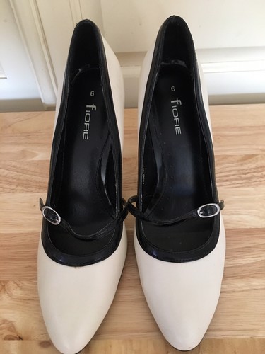 Ladies classy black trim ivory - classy,