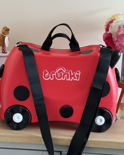 Trunki ride suitcase - trunki, on