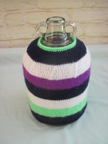Hand knitted gallon - hand,