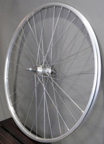 Raleigh 700c rear wheel - 700c,