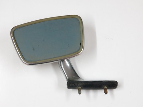 Left exterior rearview - exterior,