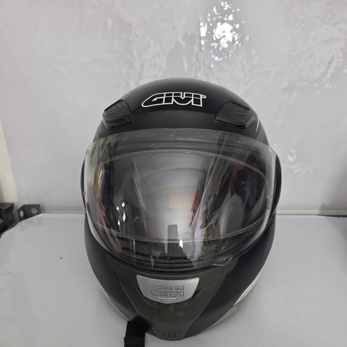 Giving full face - face, motocycle