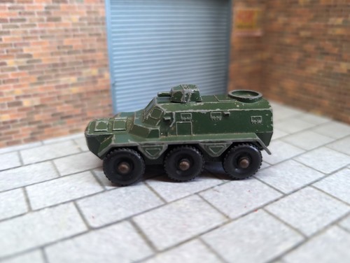 Lesney saracen personnel - lesney,