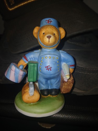 Franklin mint porcelain figure - franklin,