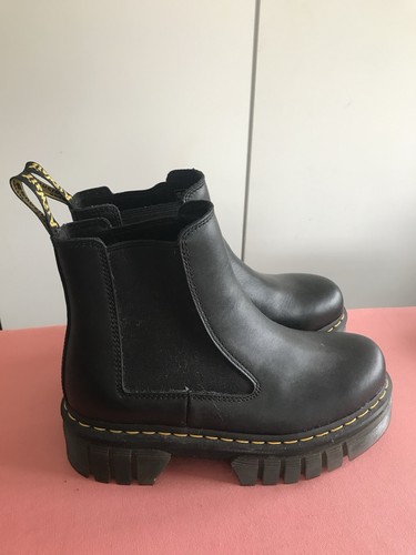 Martens doc - martens,