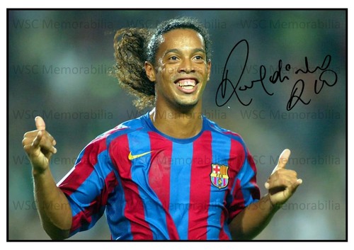11410 ronaldinho signed - ronaldinho,