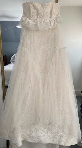 Vera wang wedding dress size - wang,