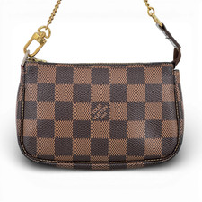 LOUIS VUITTON Mini Pochette