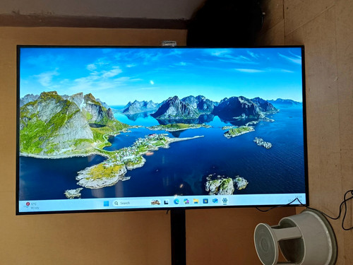 Christie lcd monitor - christie,