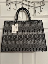 NWT FURLA LARGE OPPORTUNITY