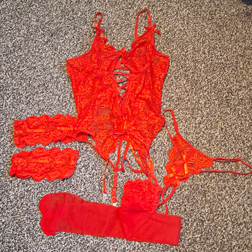 Super sexy lingerie set - set, red