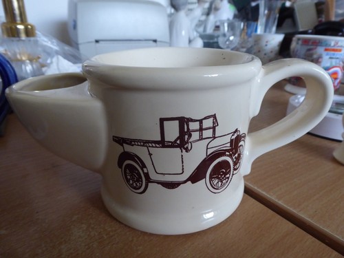 Wade car shaving mug