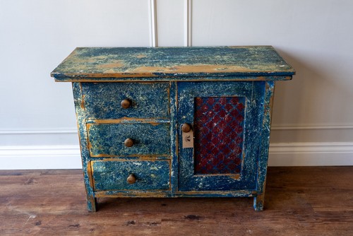 Small antique distressed pine - distressed,