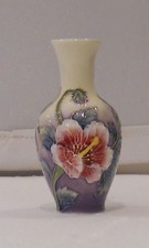 Old Tupton Ware Hibiscus