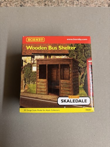 Wooden bus shelter gauge - oo,