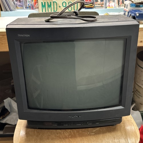 Sony trinitron 13tr24 - trinitron, 13"