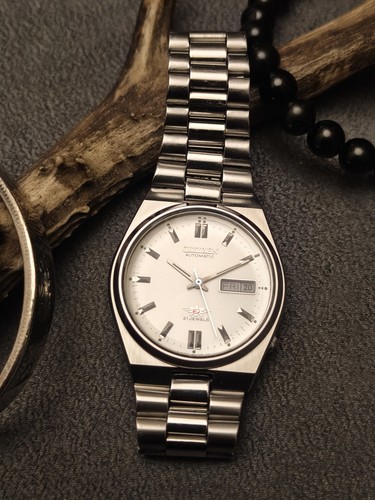 Vintage citizen date day - vintage, date-day