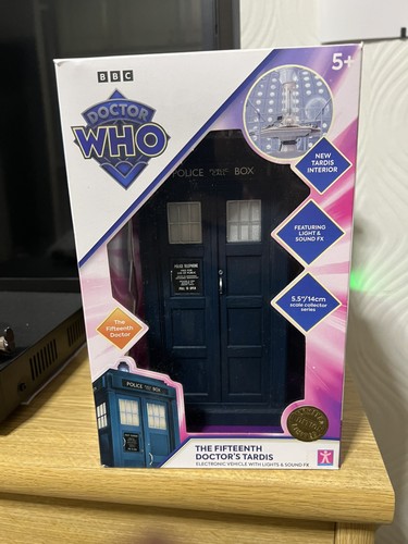 Who 15th doctor tardis - dr,