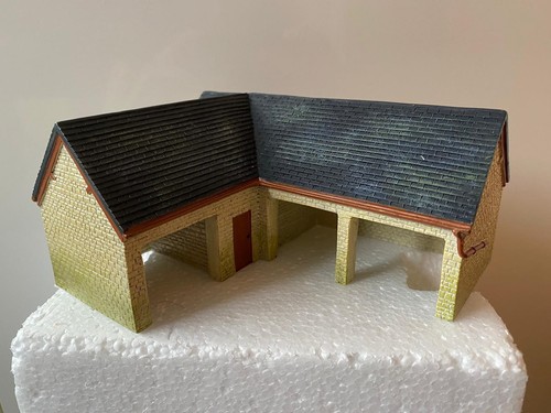 Hornby skaledale r8783 farm - hornby,